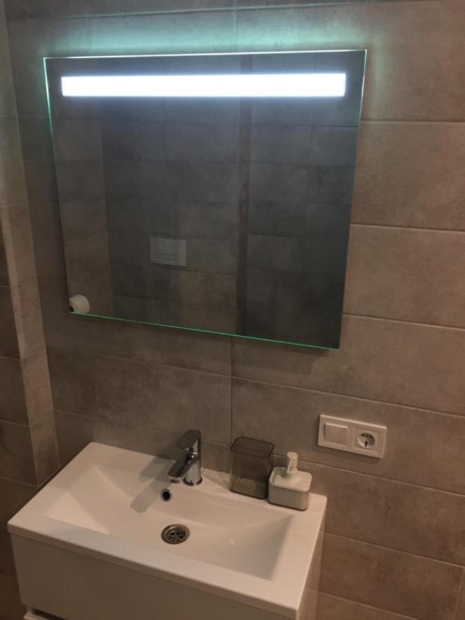 לבוב Scandinavian Apartment מראה חיצוני תמונה